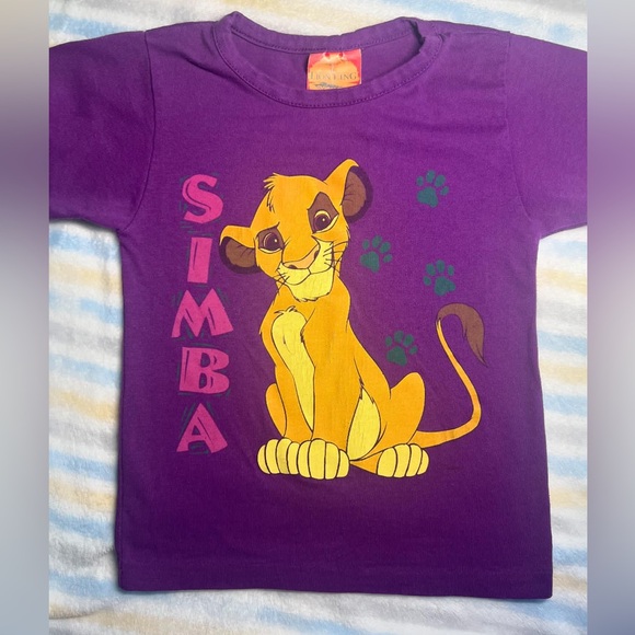 Vintage Lion King “Simba” graphic tee 💜 - Picture 2 of 5
